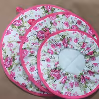 سرویس دمکنی در سه سایز استاندارد  همراه با یک جفت دستگیره مربع