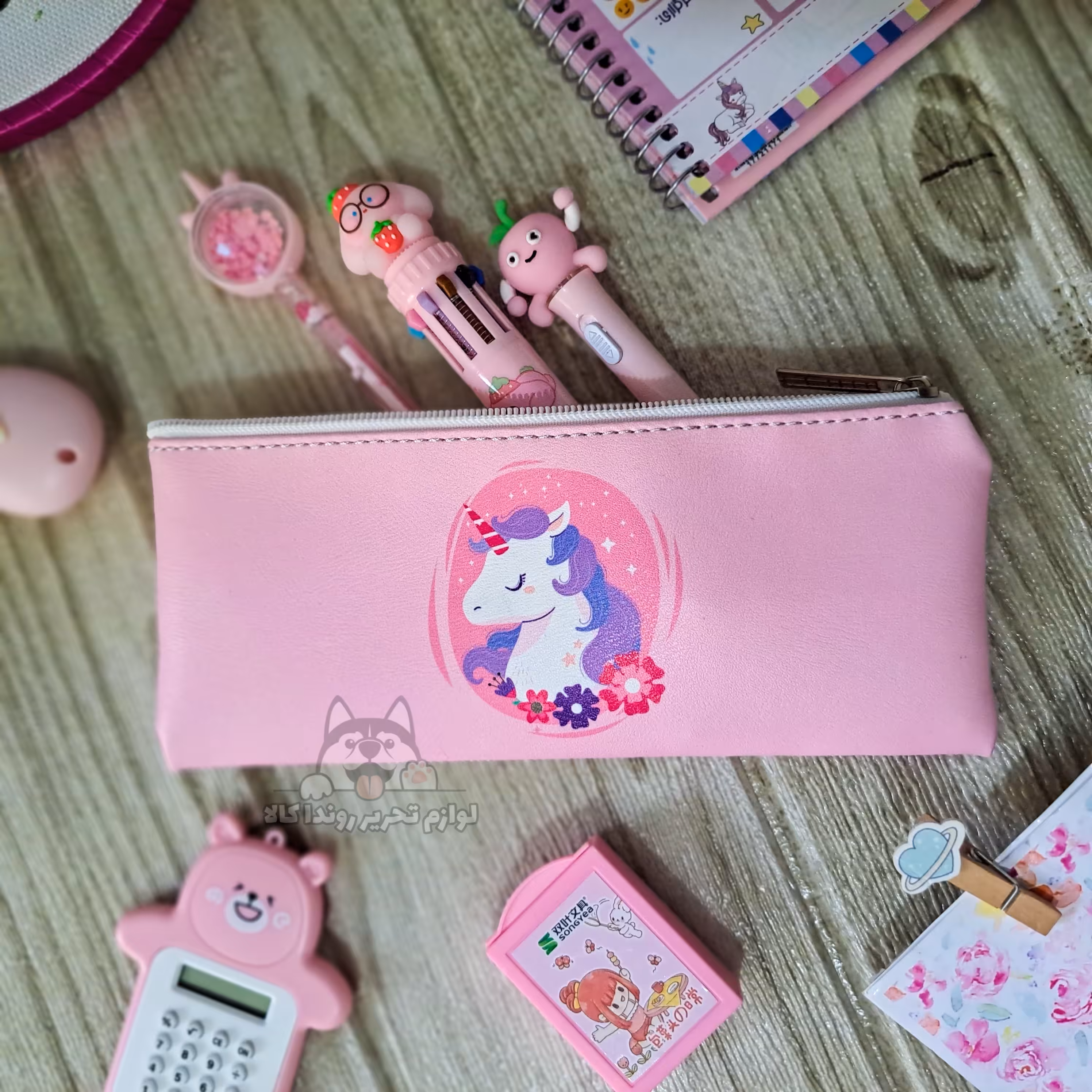 جامدادی چرمی تک زیپ طرح یونیکورن صورتی  