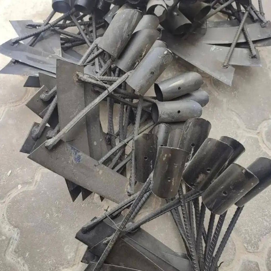 علف زن و خار زن دستی(هزینه ارسال رایگان نیست و به عهده خود مشتری میباشد )