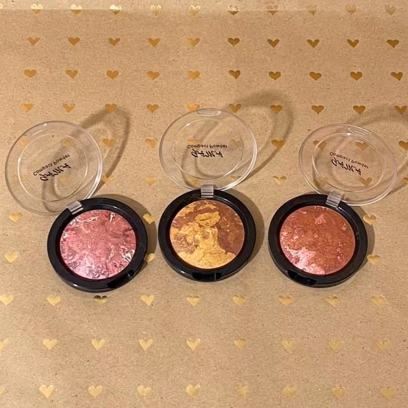 رژگونه تراکوتا شاین گاما 