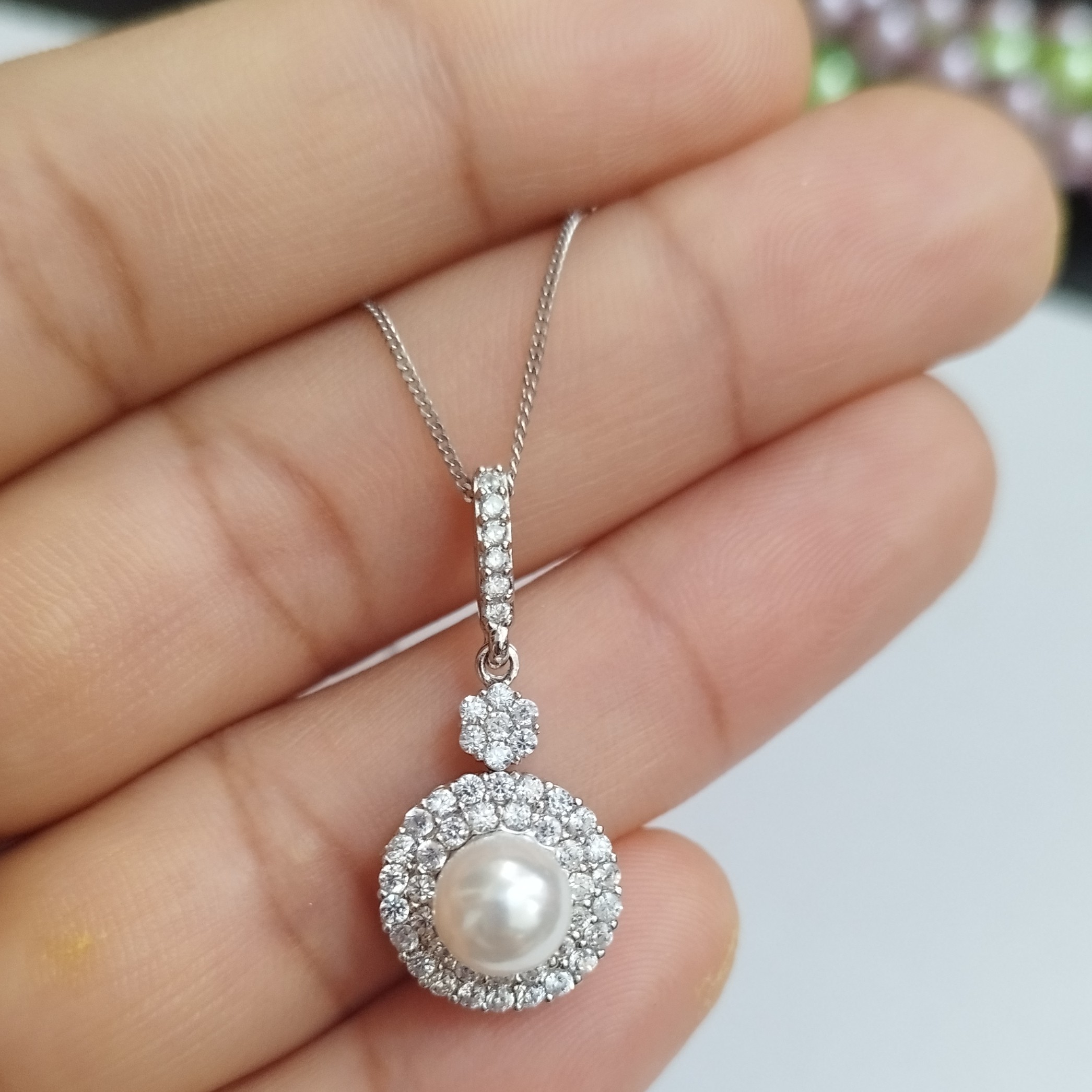 گردنبند نقره زنانه مروارید عیار925باروکش طلاسفید بسیار زیبا و خاص