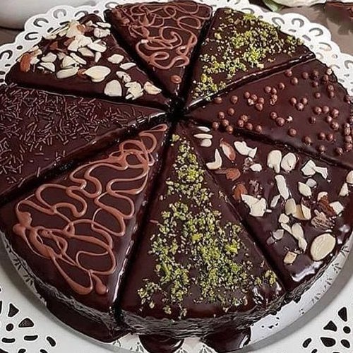 کیک کافی شاپی خانگی شکلاتی با سلیقه مشتری مناسب برای پذیرایی در میهمانی ها وجشنها