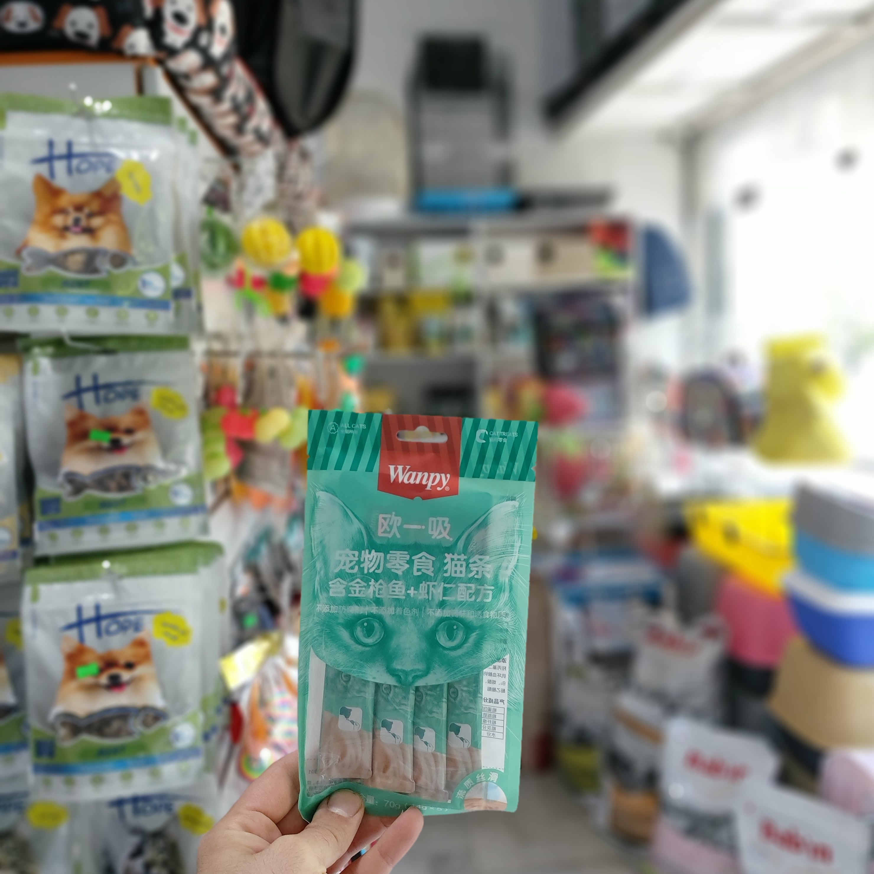 بستنی گربه برند ونپی طعم ماهی و میگو ( بسته 5 عددی