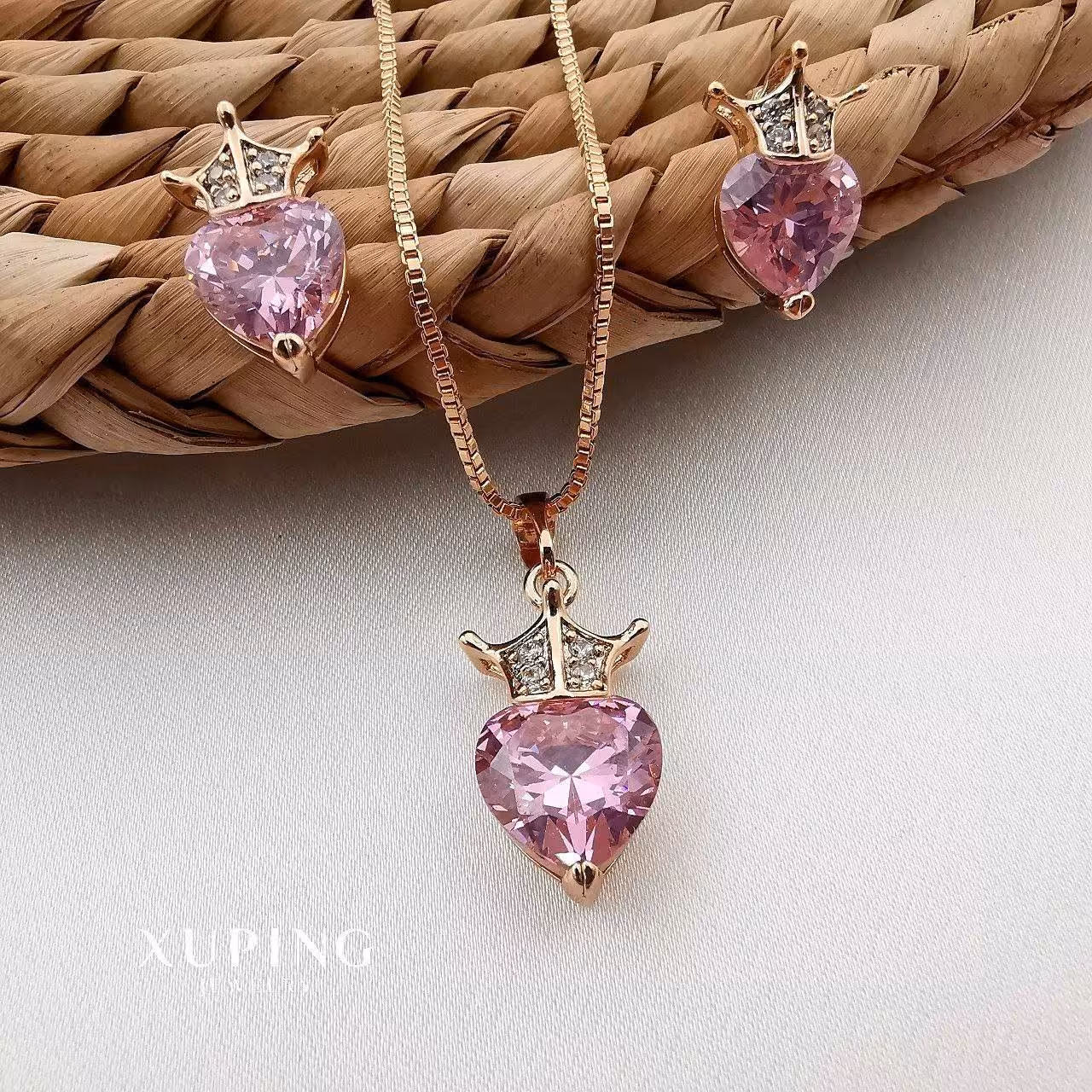 نیمست ژوپینگ بهترین کیفیت و ضدحساسیت با آبکاری طلا 18 عیارکد3918