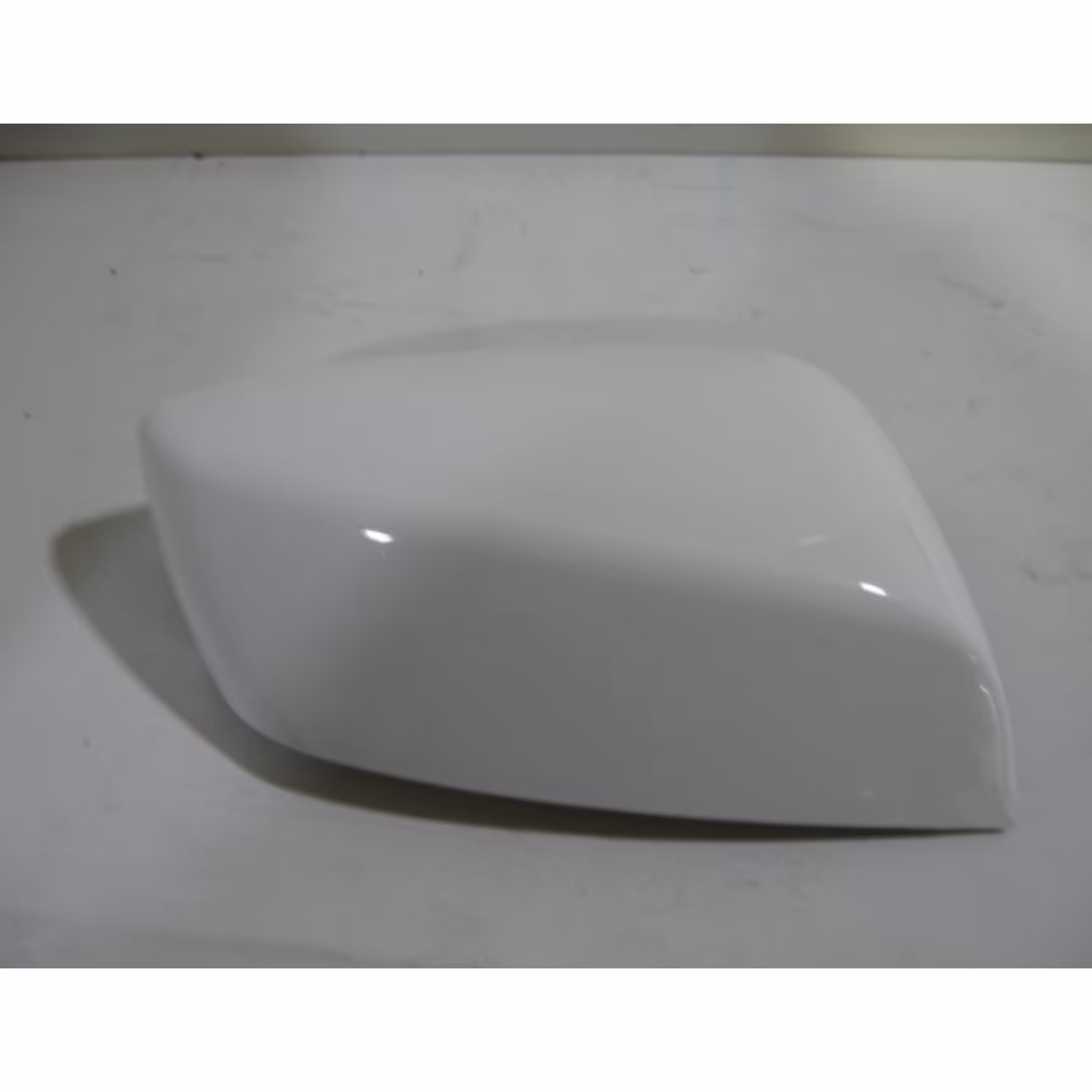 قاب آینه بغل کوییک سمت راست  رنگ سفید