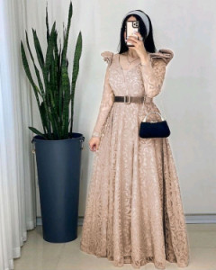 پیراهن شب زنانه گیپور مدل پوشیده