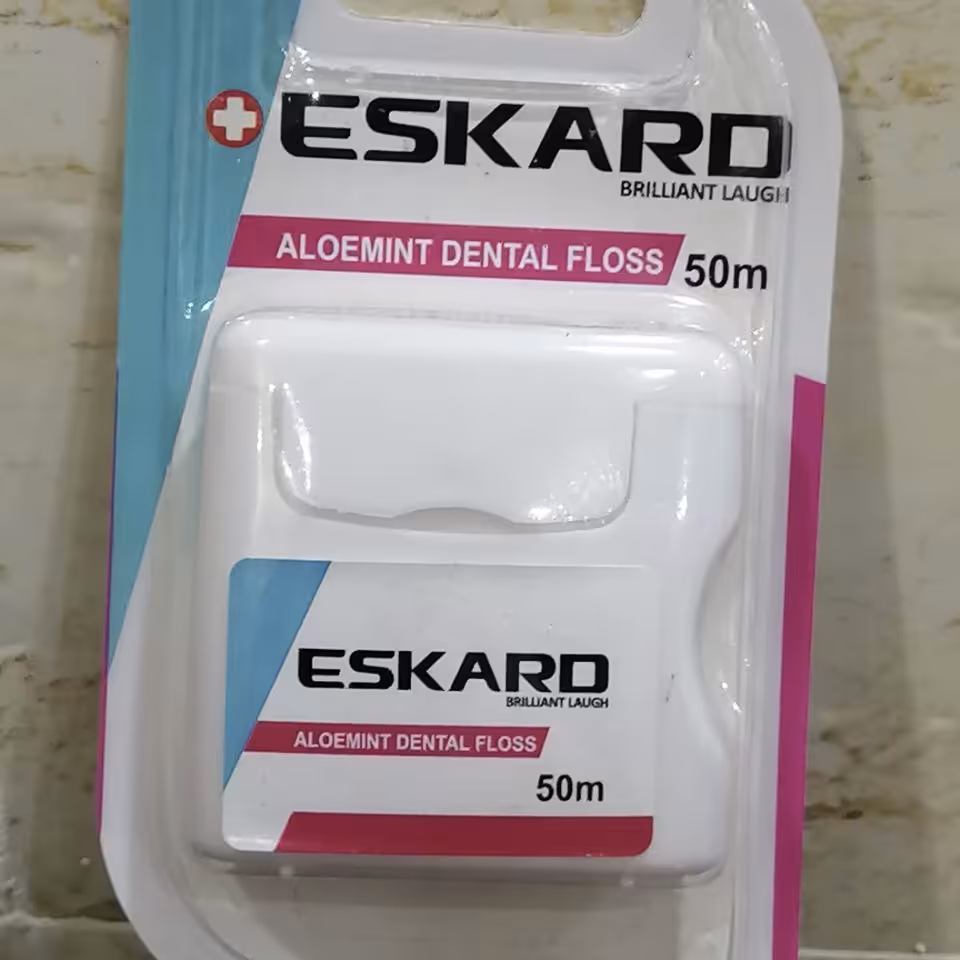 نخ دندان آلوئه ورا و نعنا برند اسکارد