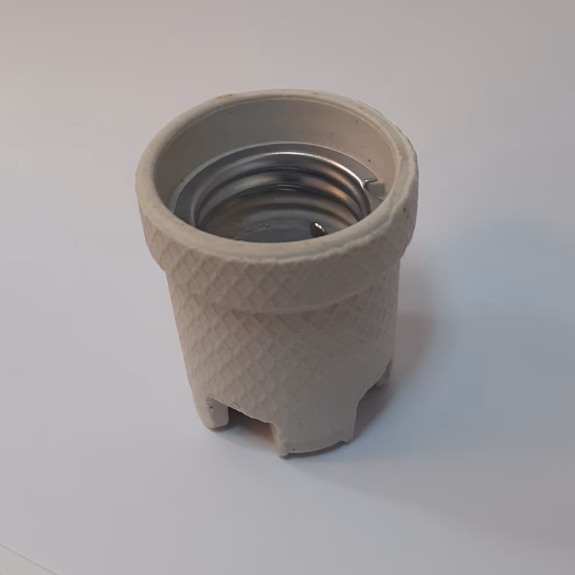 سرپیچ سرامیکی E27