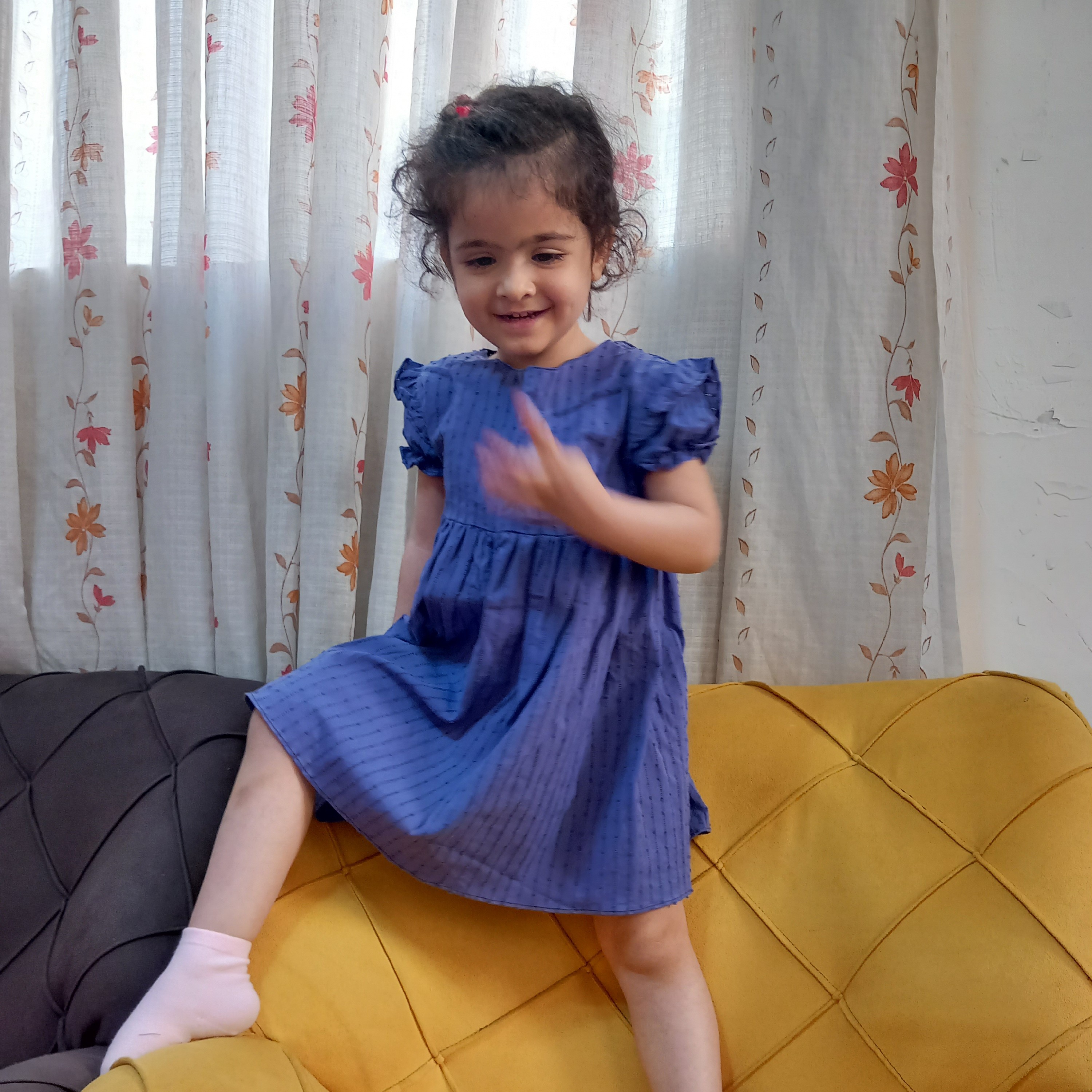 پیراهن دخترانه سوزن دوزی شده