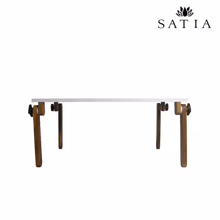 میز تحریر و لپ تاپ اکارف