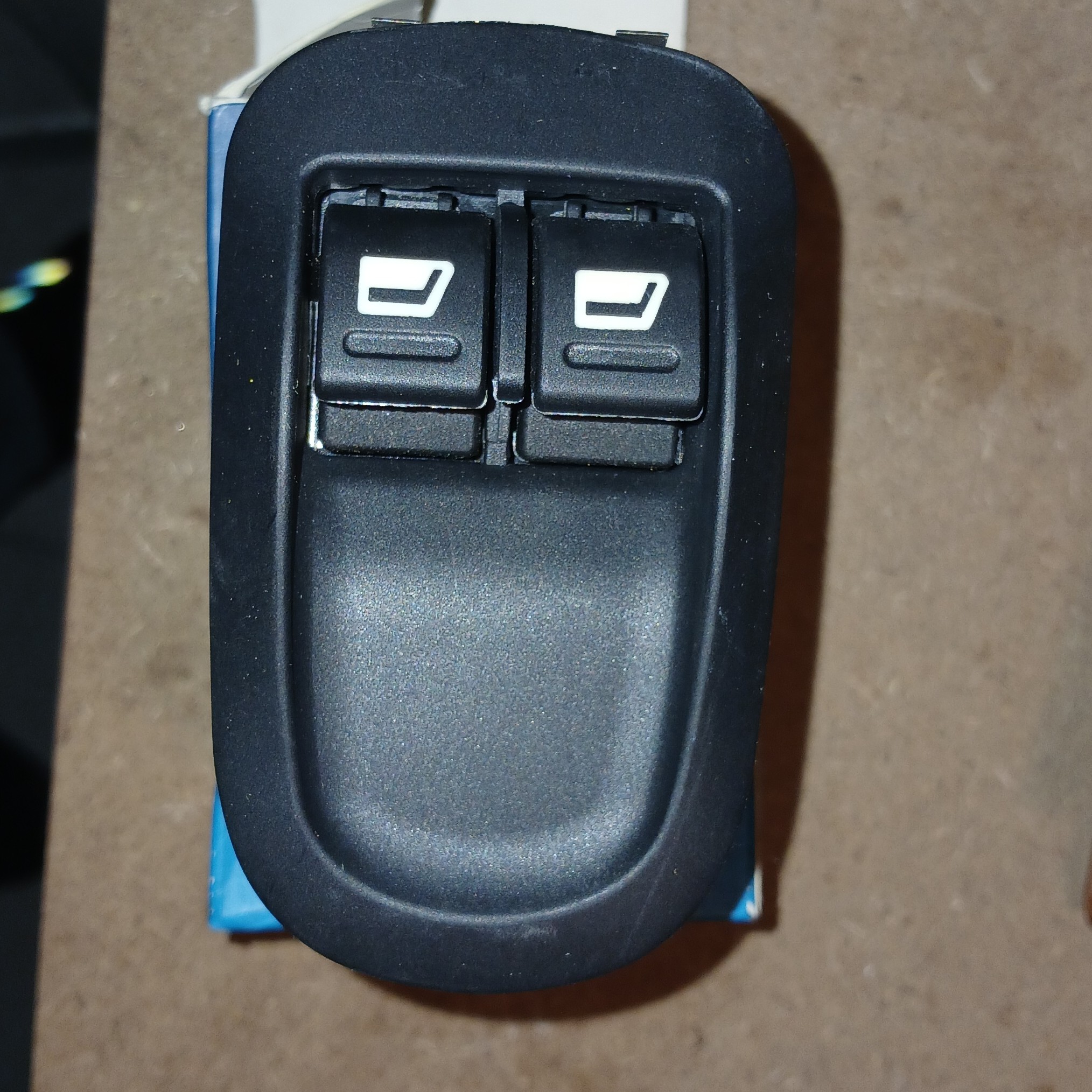 کلید شیشه بالابر206 LUXتیپ 2