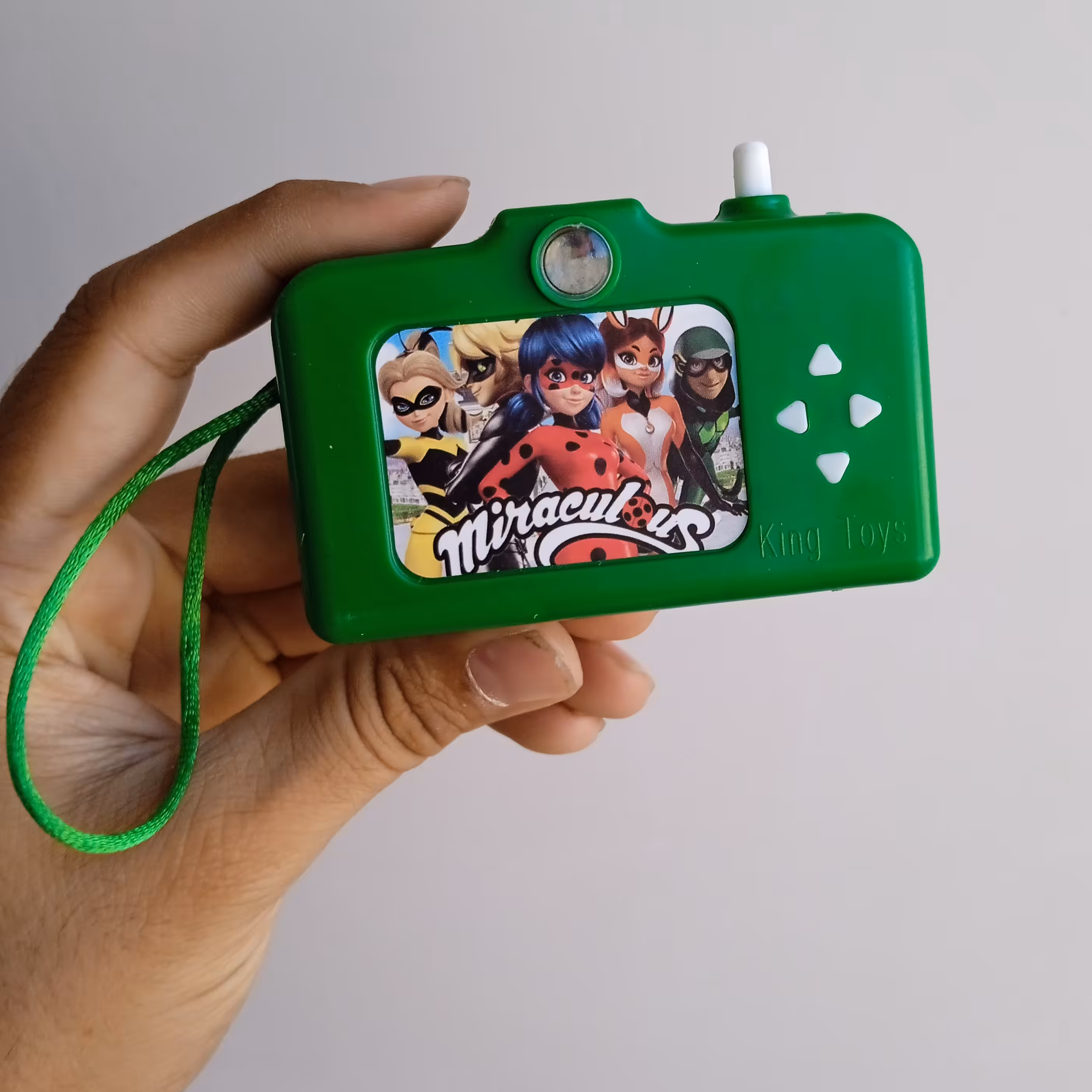 دوربین اسلایدی طرح دختر کفشدوزکی با تصاویر زیبای حیات وحش رنگ سبز