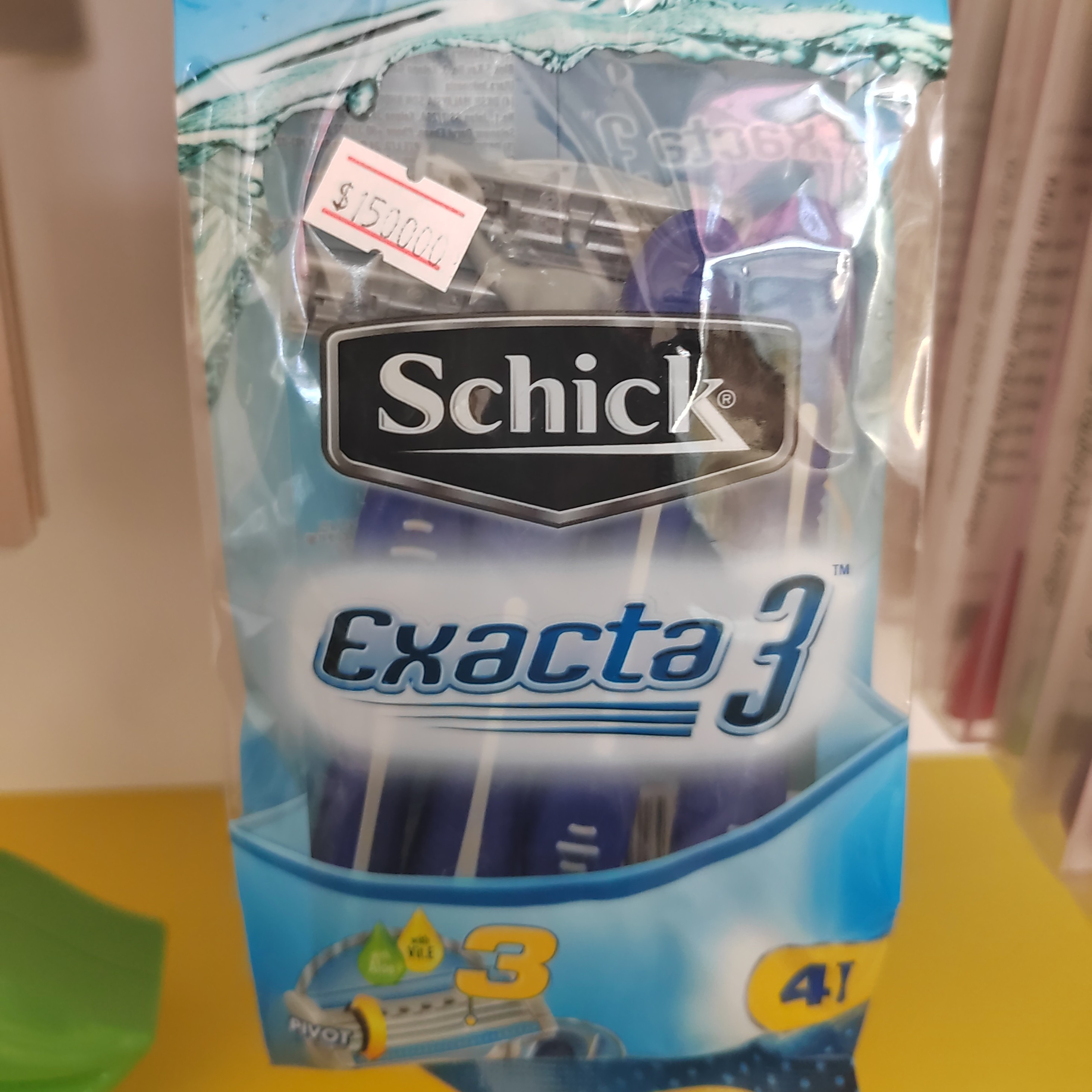 ژیلت schick  EXacta3