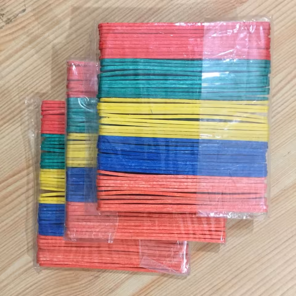 چوبک رنگی درجه دو کد 047(طرح چوب بستنی )در 5 رنگ زرد، قرمز، نارنجی،آبی و سبز