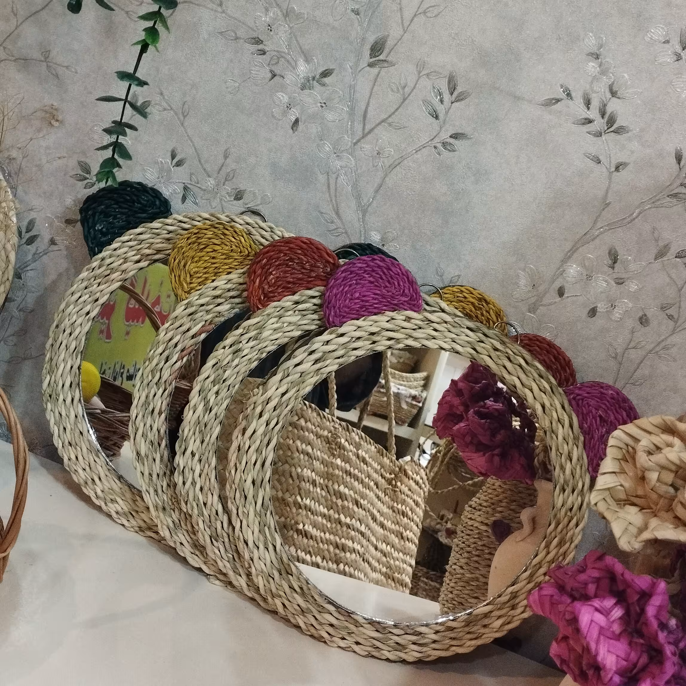 آینه خرس حصیری قطرکل 30 (قطر آینه 20)