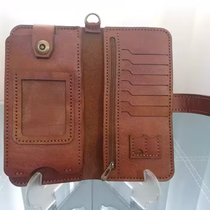 کیف پول و موبایل