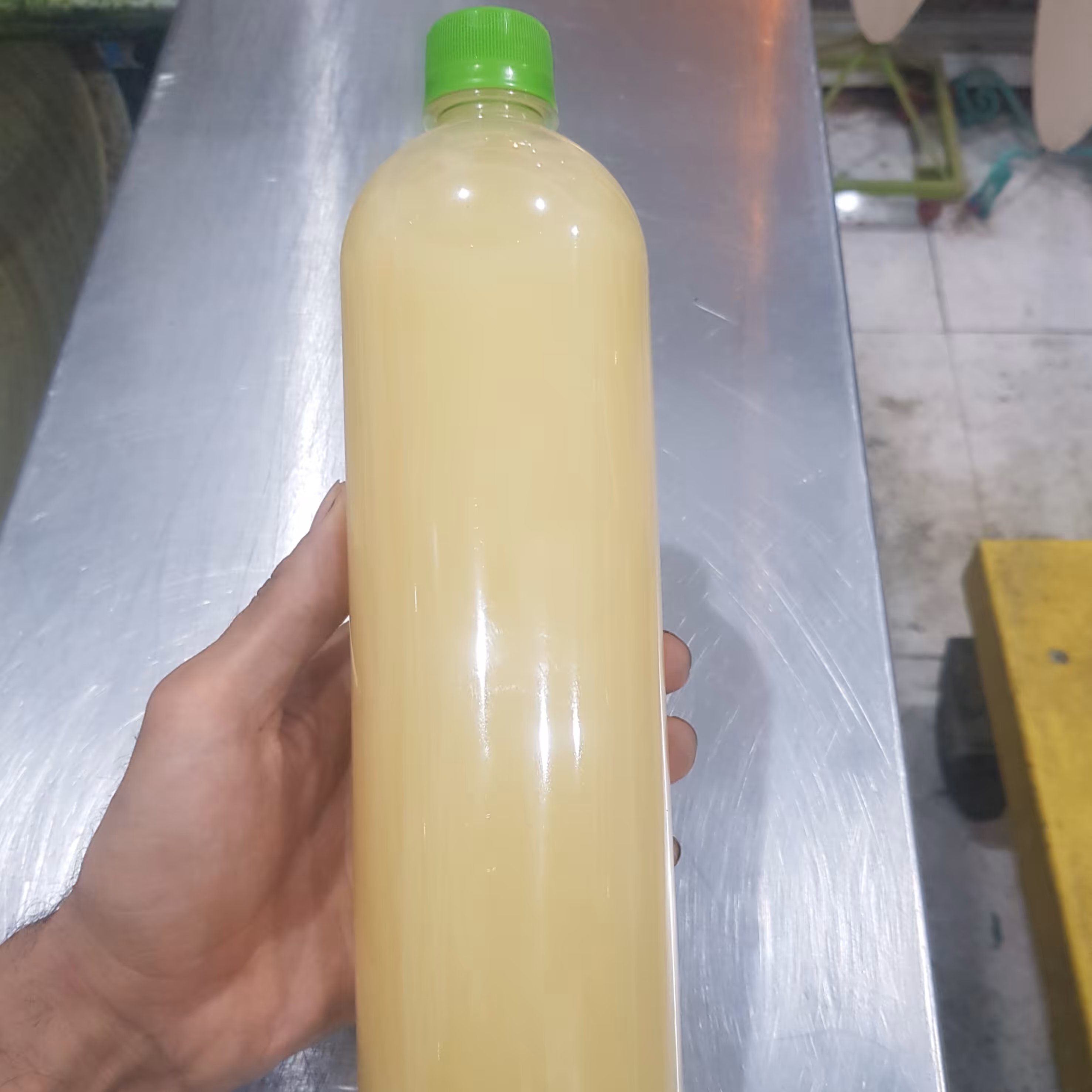 آبلیمو 100 درصد خالص و بدون هیچگونه مواد افزودنی