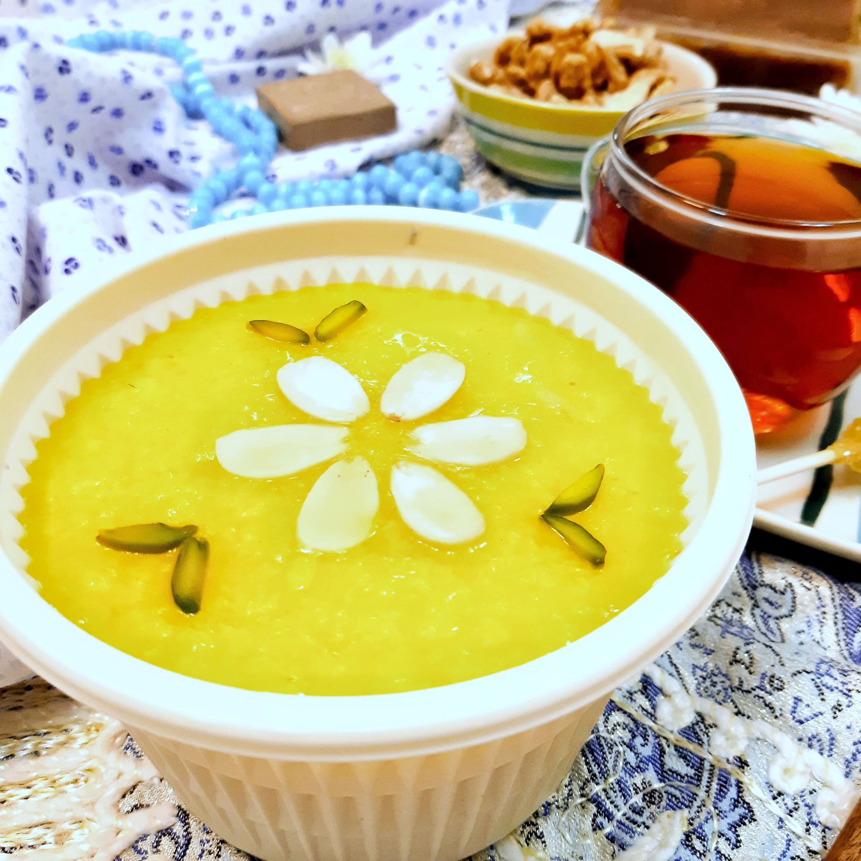 شله زرد(نیم کیلویی)