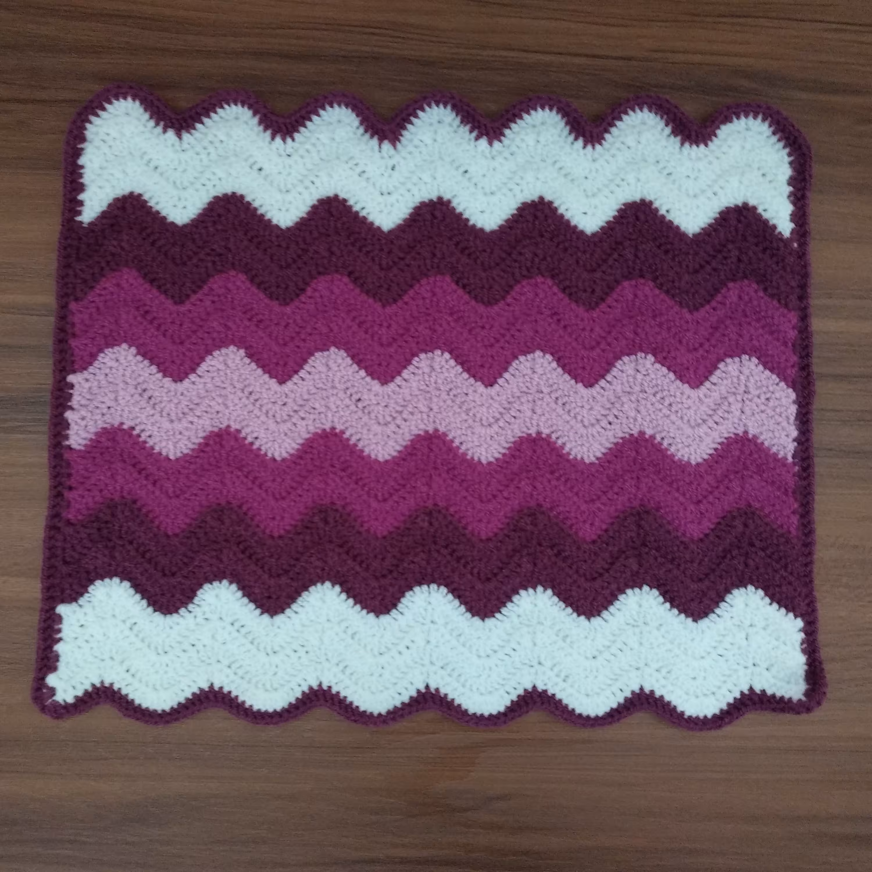 زیر بشقابی دال بُر‌‌