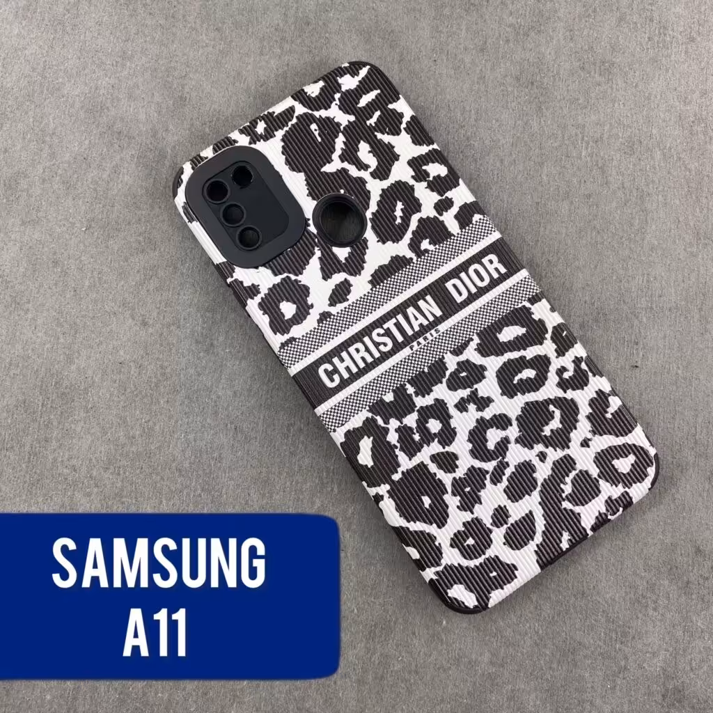قاب گوشی سامسونگM11 A11 کریستین دیور پلنگی کبریتی 