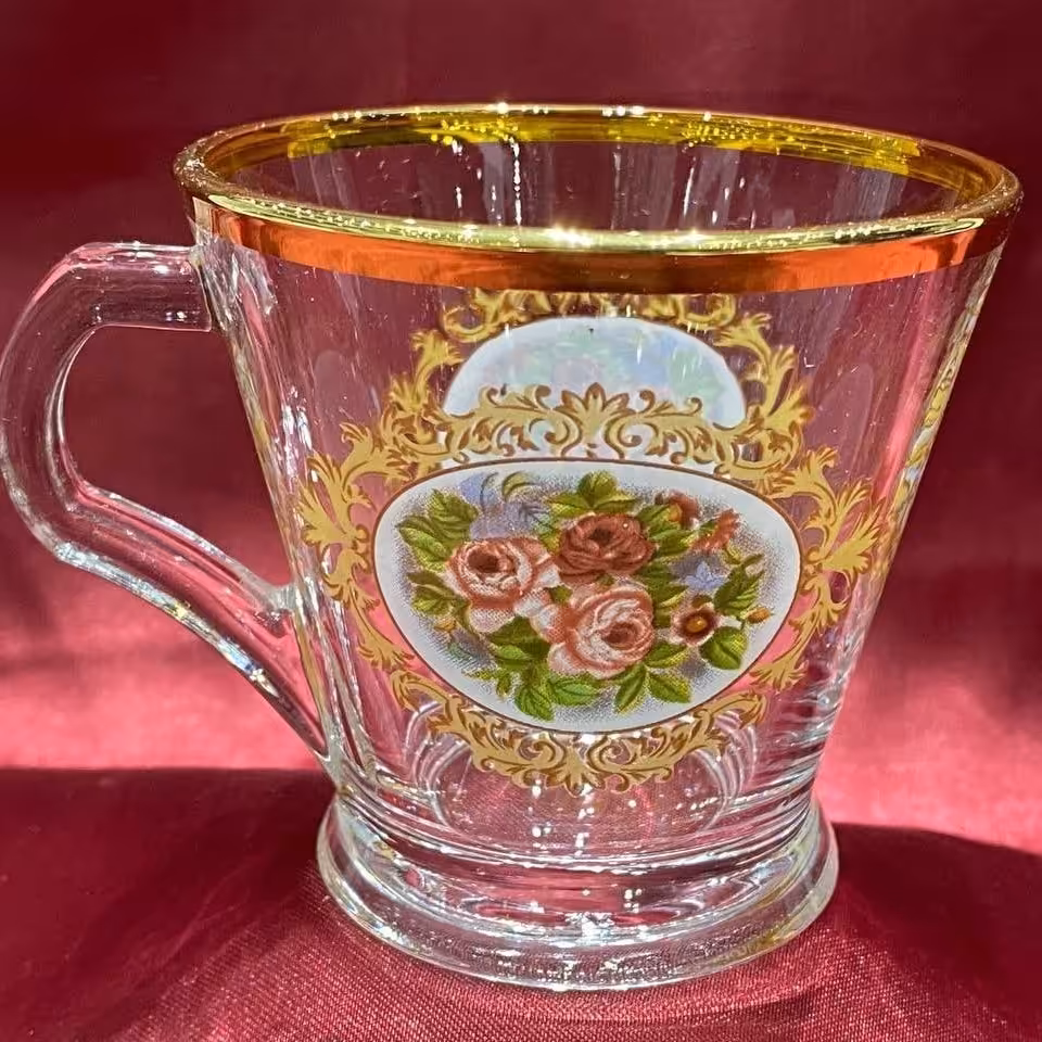 فنجان آنتالیا لب طلا گلدار