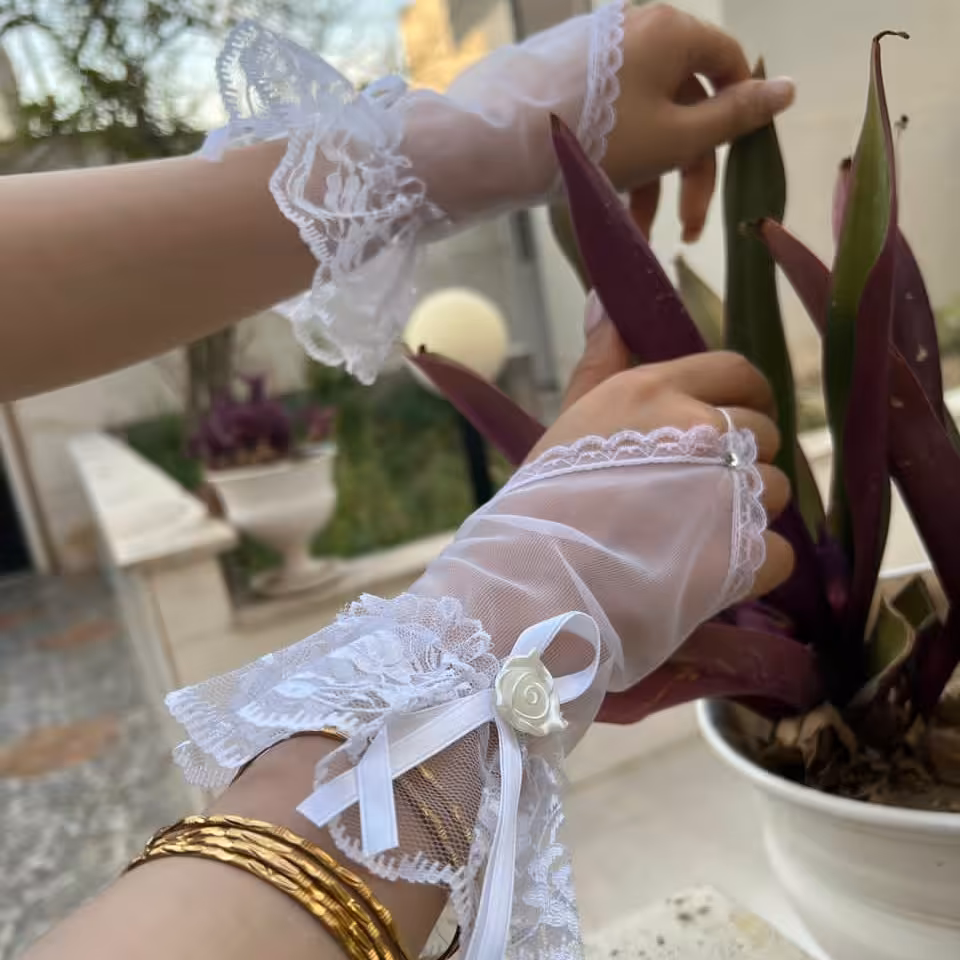 دستکش انگشتی عروس دستکش انگشتی سفید، دستکش توری انگشتی، دستکش مچی، دستکش زیبا سفید، دستکش چین دار سفید ،دستکش مجلسی سفید