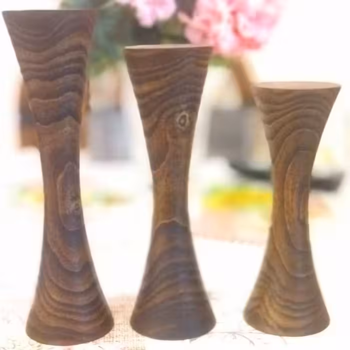 پایه شمع سه تیکه بسیار شیک و زیبا  تهیه شده از بهترین برند چوب مناسب یرای منازل 