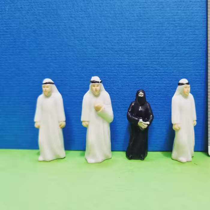 پرسوناژ آدم محلی 