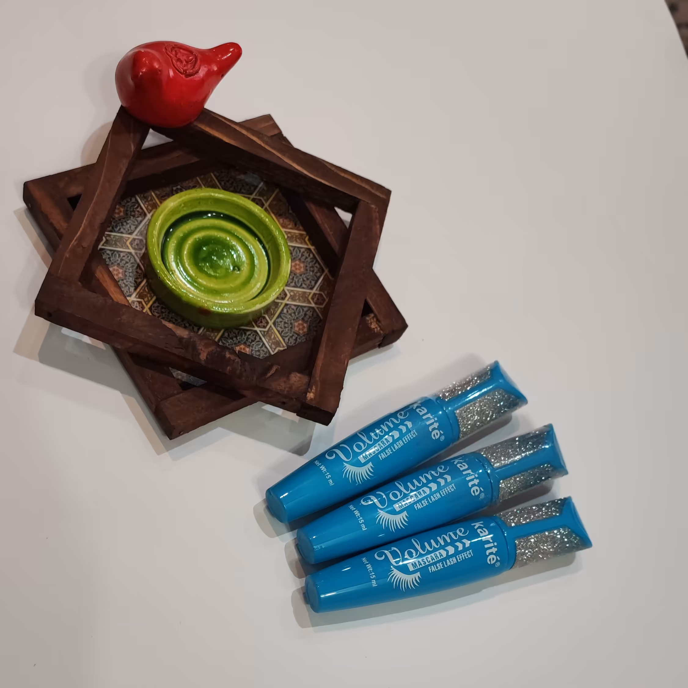 ریمل ضد آب  آبی کاربنی از برند کاریته