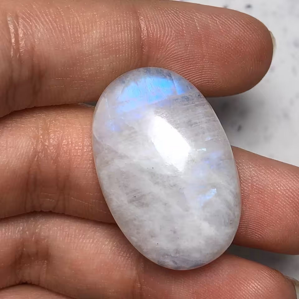 نگین لابرادوریت سفید بسیار کمیاب کد 13