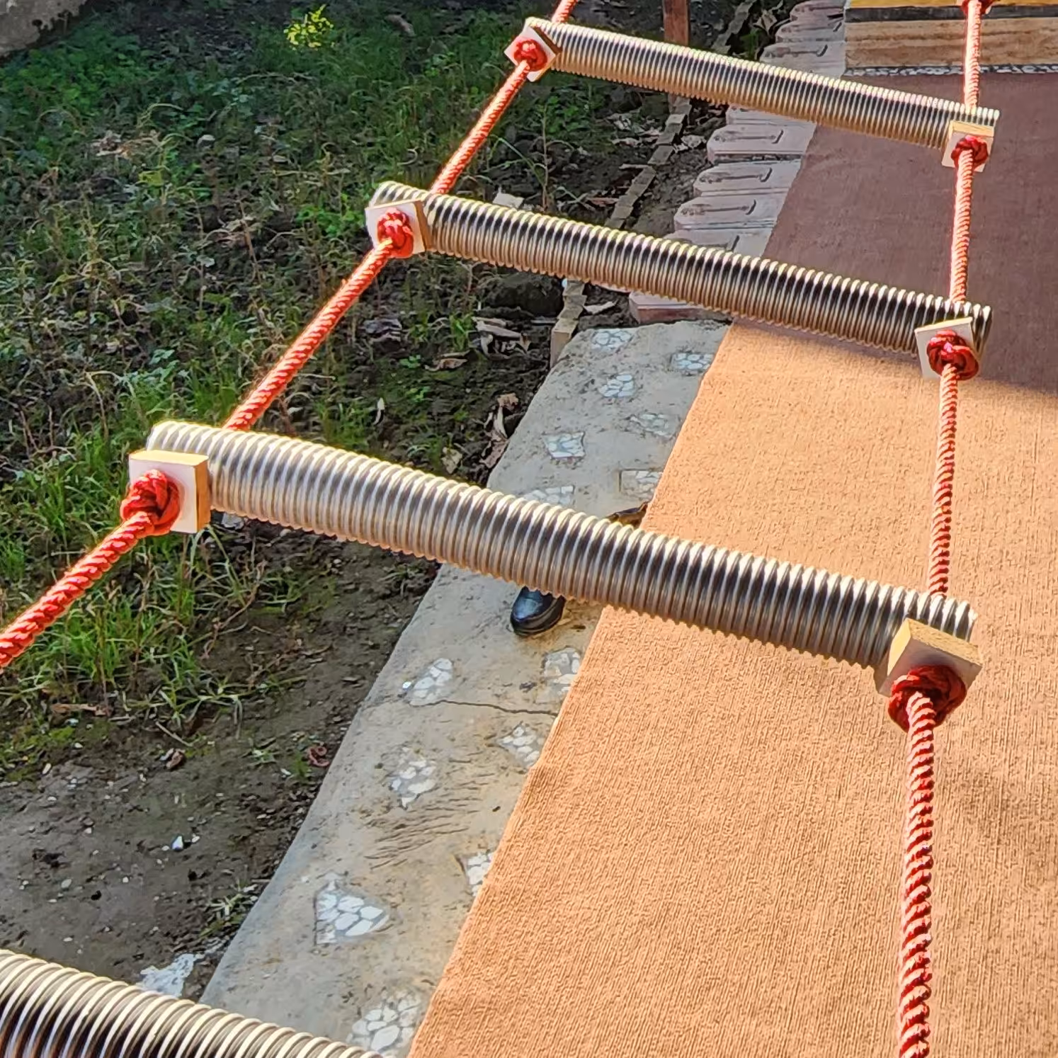 نرده بان طنابی 