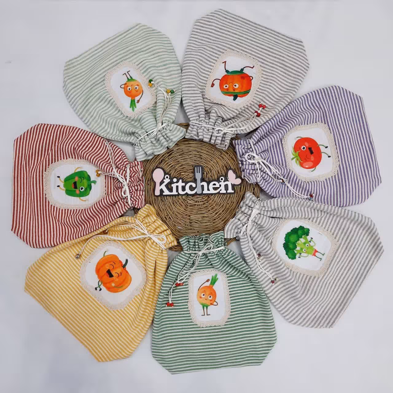 کیسه سبزی و میوه