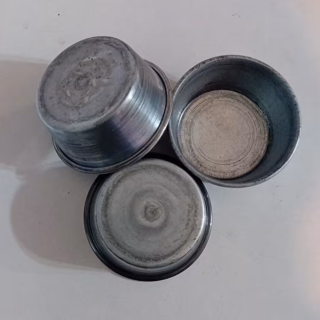 قالب کیک یزدی پک 10 تایی قالب گالوانیزه کیک یزدی جنس عالی  ارتفاع30میل کف 4ونیم دهانه  6 و نیم 