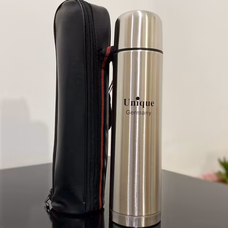 فلاسک استیل 1لیتری یونیک اصلی  توانایی حفظ دمای اب تا 7ساعت و کیف چرمی