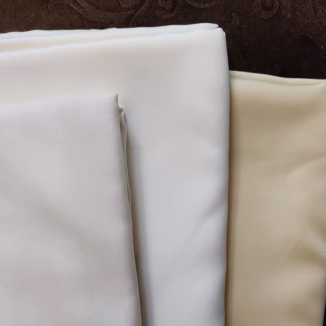 رومیزی ساتن میز خاطره