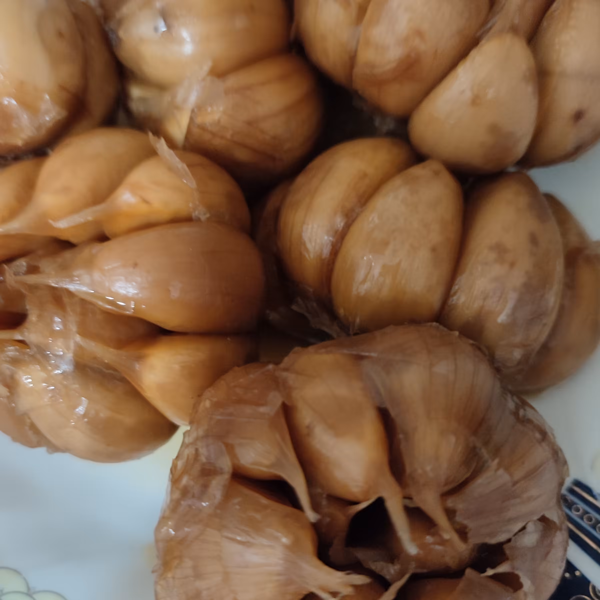 سیر ترشی پنج ساله  محصولی خونگی   بهداشتی وسالم  یه بار امتحان کنید