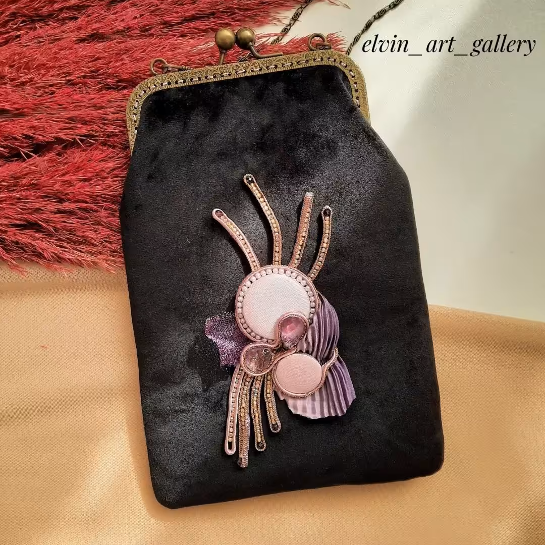 کیف موبایل  جواهردوزی شده 