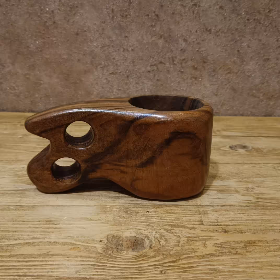 لیوان کوکسا از چوب گردو