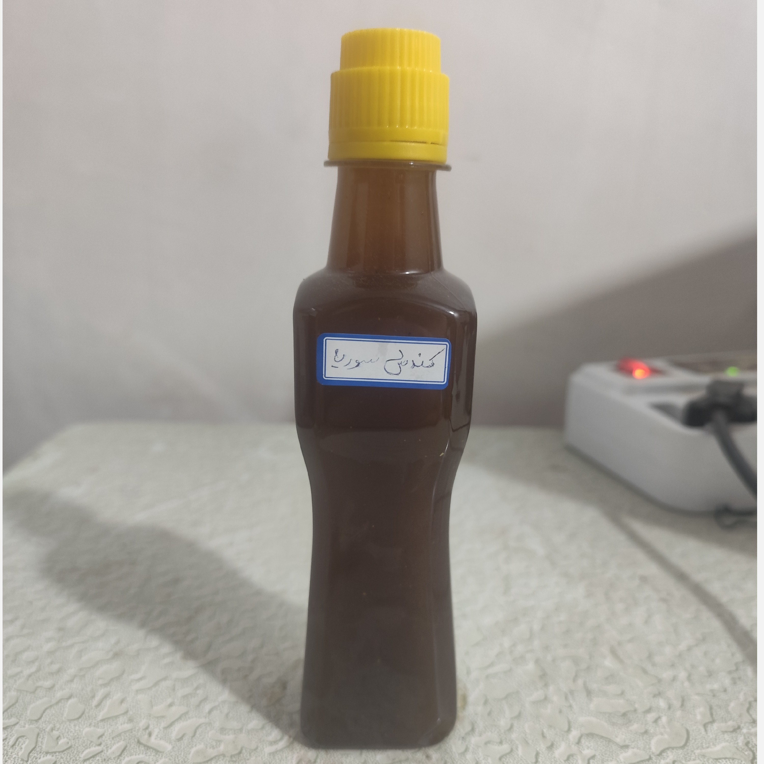 روغن کندش سوریه اصل  ربع لیتری عمده (تقویت مو پرپشت کننده مو تقویت مژه ابرو ریش و سبیل) روغن کندوش