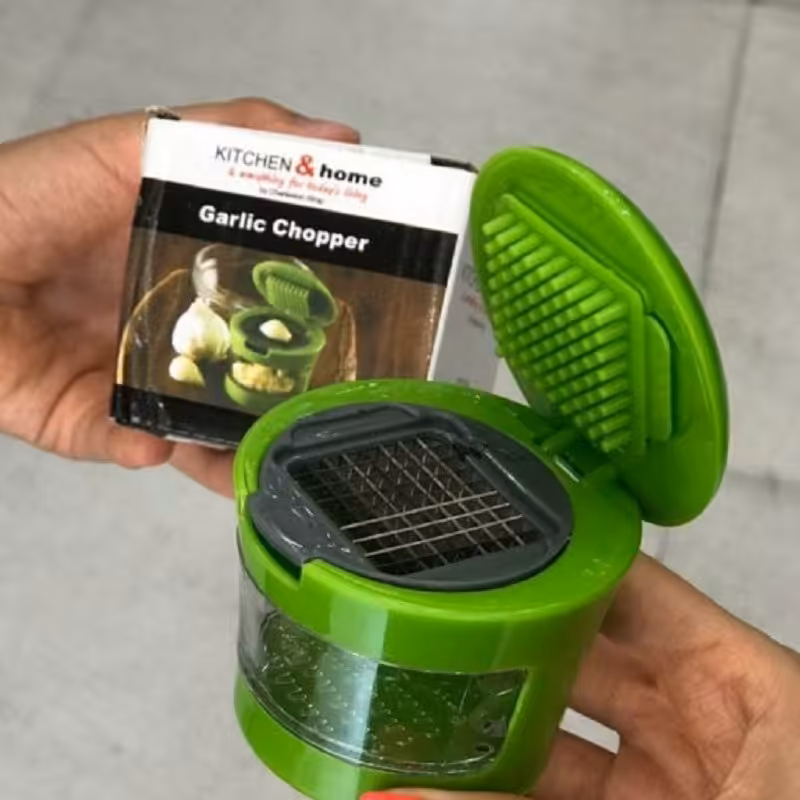 سیر خردکن مخزن دار با تیغه فولادی مدل Garlic Chopper