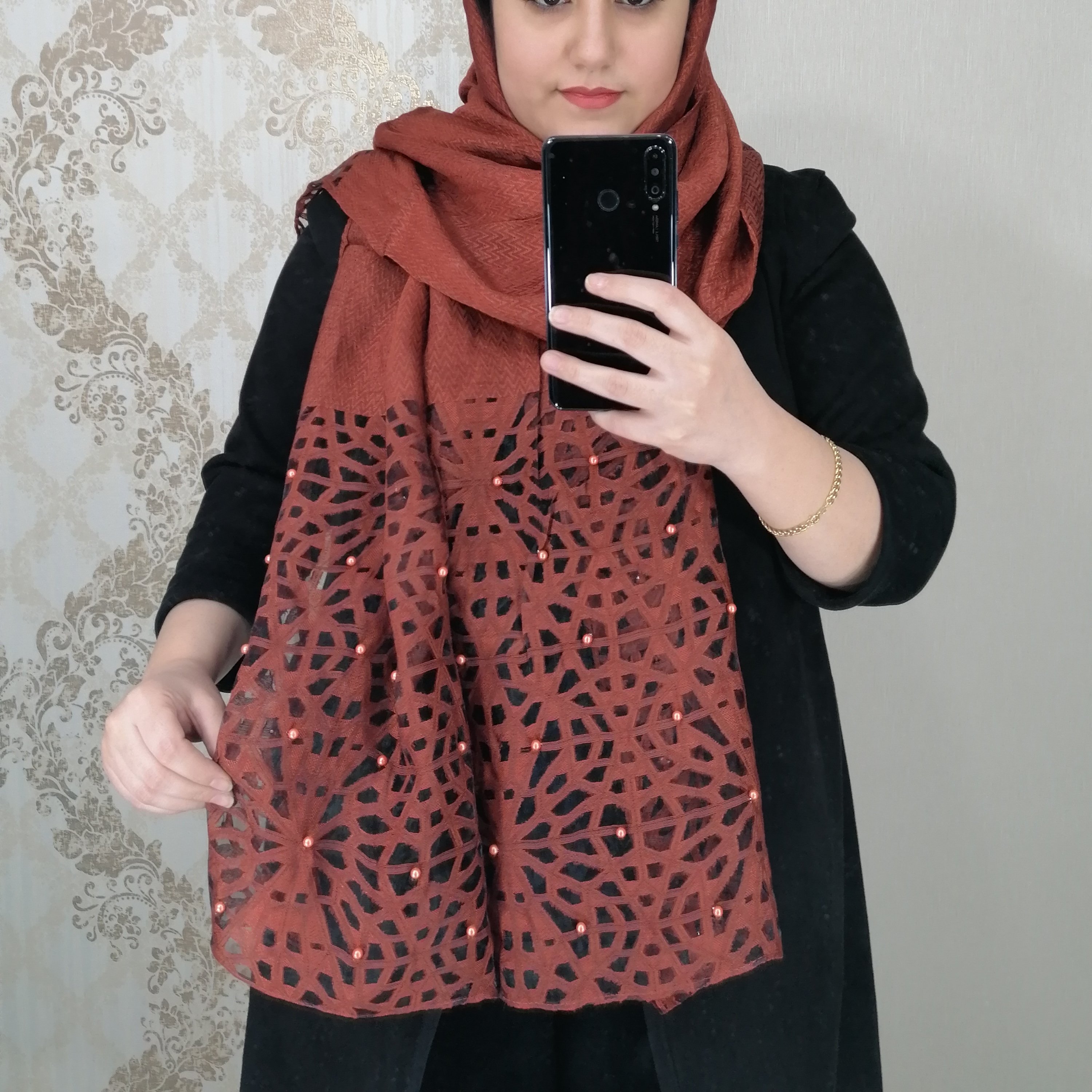 شال نخ ابریشم وارداتی آجری