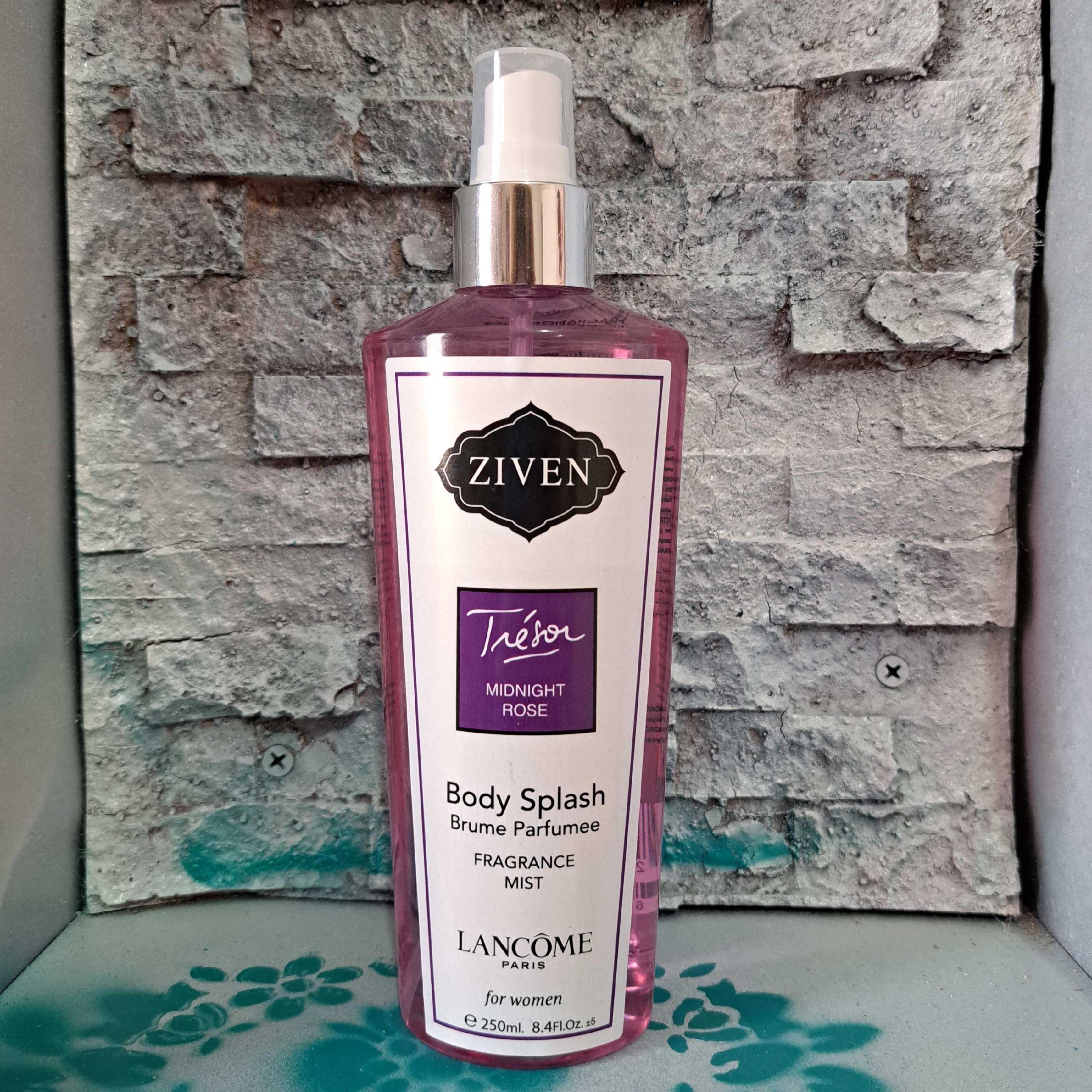 بادی اسپلش ترزور میدنایت رز لانکوم ziven tresor midnight rose lancome . ماندگاری چند روزه. بسیار خوشبو. فاقد بوی الکل