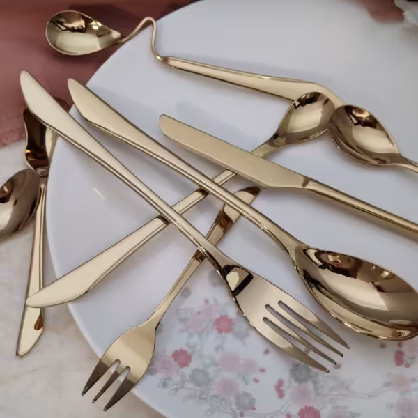 سرویس 30 نفره قاشق و چنگال نیو خان طلایی S.G