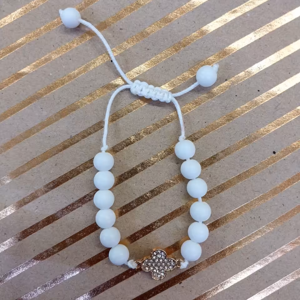 دست بند مرواریدی نگینی