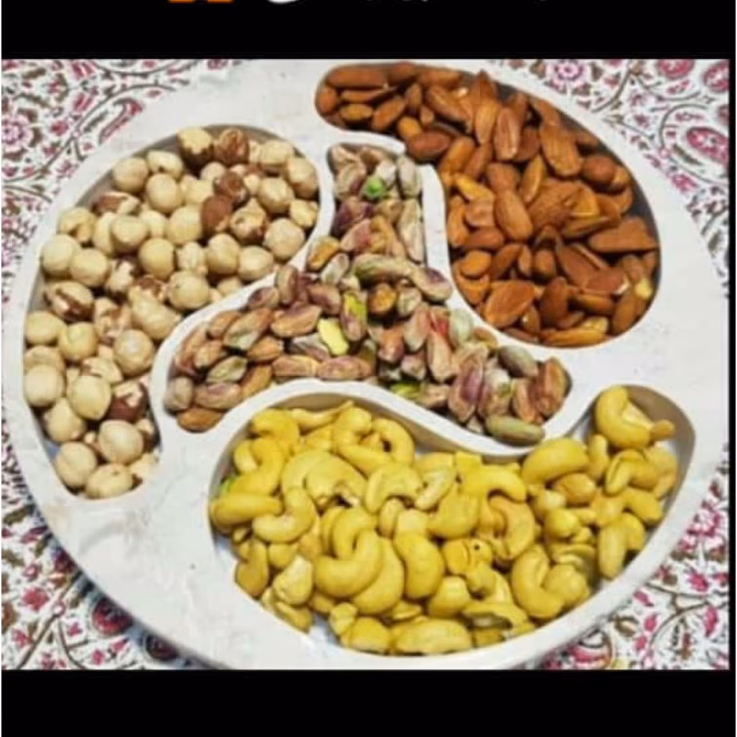 ظروف پذیرایی اردور خوری یا سینی شکلات و آبنبات یا سینی مزه خوری یا آجیل خوری سنگی فانتزی ( سفید ) (یک عدد)