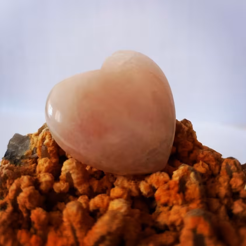 سنگ های قیمتی و نیمه قیمتی نگین های انگشتر گردنبد