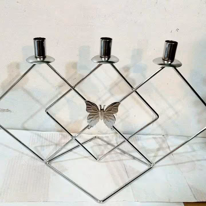 جاشمعی پروانه‌ ای سه شعله