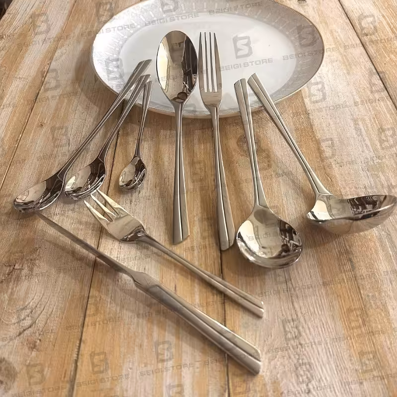 سرویس قاشق چنگال 30 نفره   151 پارچه  مات و براق 7711 D