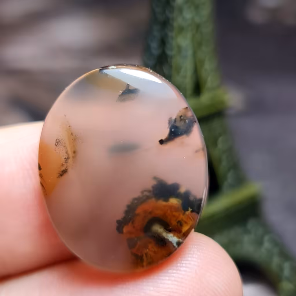 نگین فوق العاده زیبای سنگ صد درصد طبیعی عقیق بسیار خاص اصل خراسانی
کد 26362