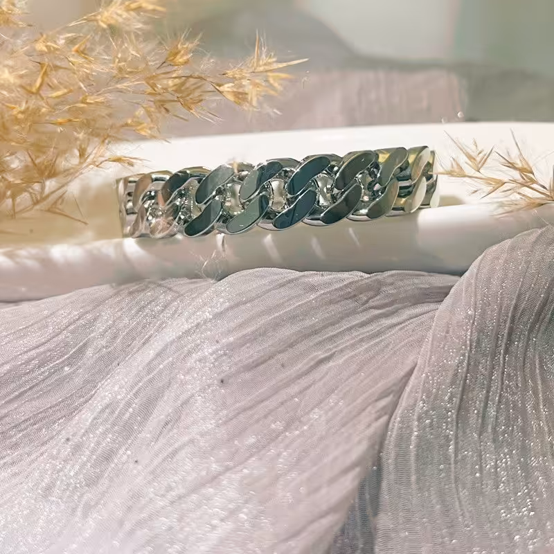 دستبند زیبا 